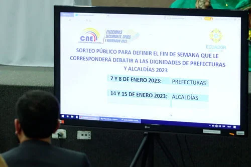 sr.debatescne